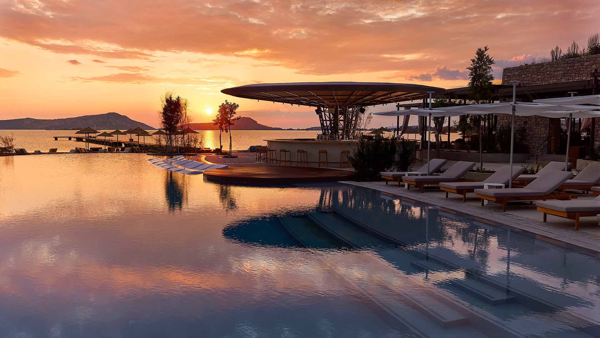 COSTA NAVARINO